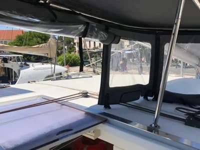 2009 Fountaine Pajot Salina 48 Boat for Sale in Marseille 3