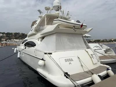 Azimut 68 Plus 2