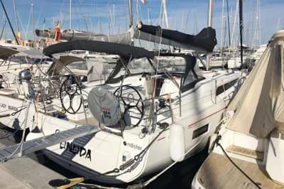 Beneteau Oceanis 40.1 2