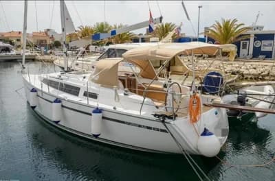 Bavaria Cruiser 34 3