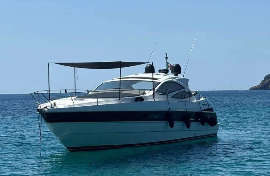 Pershing 50