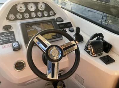Bavaria 35 HT A/C 2