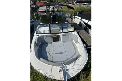 2026 Bayliner M17 3