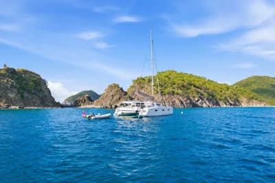 2013 Fountaine Pajot Sanya 57 3