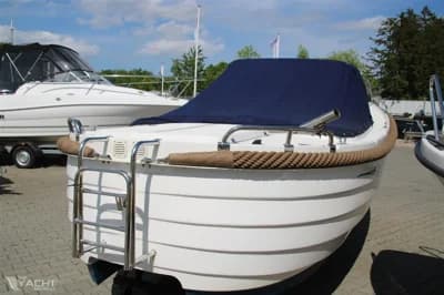 Crescent Allure 21 2