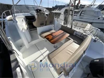 Jeanneau - Cap camarat 8.5 wa 2