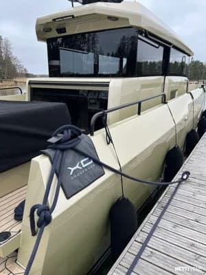 XO Boats 44 EXPLR 2