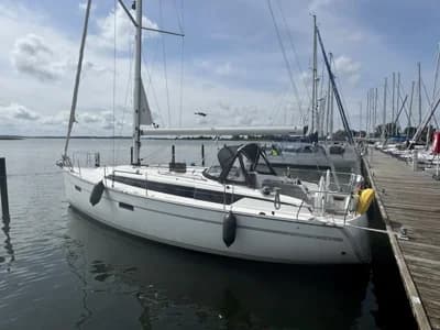 Bavaria Cruiser 37 2