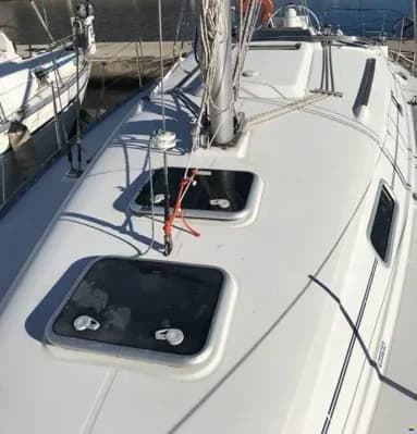 Beneteau Oceanis 331 A/C 3