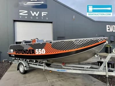 Defender 550 2