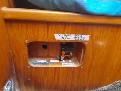 1991 Jeanneau Sun Odyssey 31 Boat for Sale in Conwy Marina 3