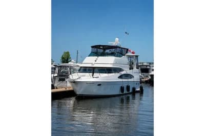 2001 Carver 466 Motor Yacht | 46.9 ft 2