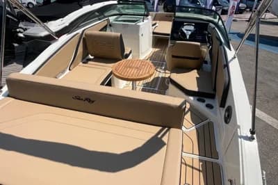 2026 Sea Ray SPX 210 Outboard | 7m 3