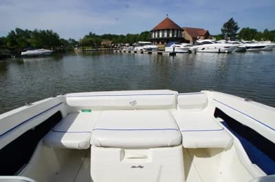 1997 Sea Ray 215 Express Cruiser | 7m 3