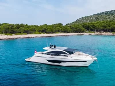 2019 Fairline Targa 65 GTO Boat for Sale 2