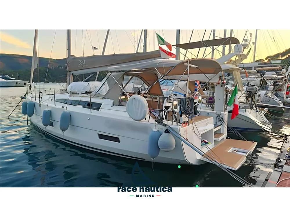 Dufour Yachts - 390 Grand Large