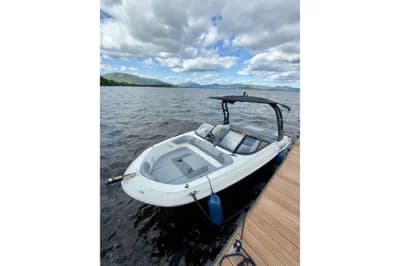 2024 Bayliner VR4 Bowrider I/O | 6m 2