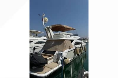 2015 Fairline Squadron 60 | 19m 2