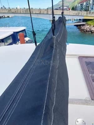 Lagoon 380 S2 3
