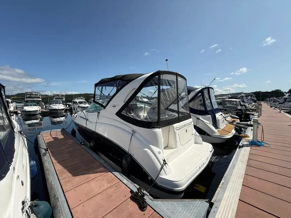 2004 Maxum 2700 SE Boat for Sale in Balloch