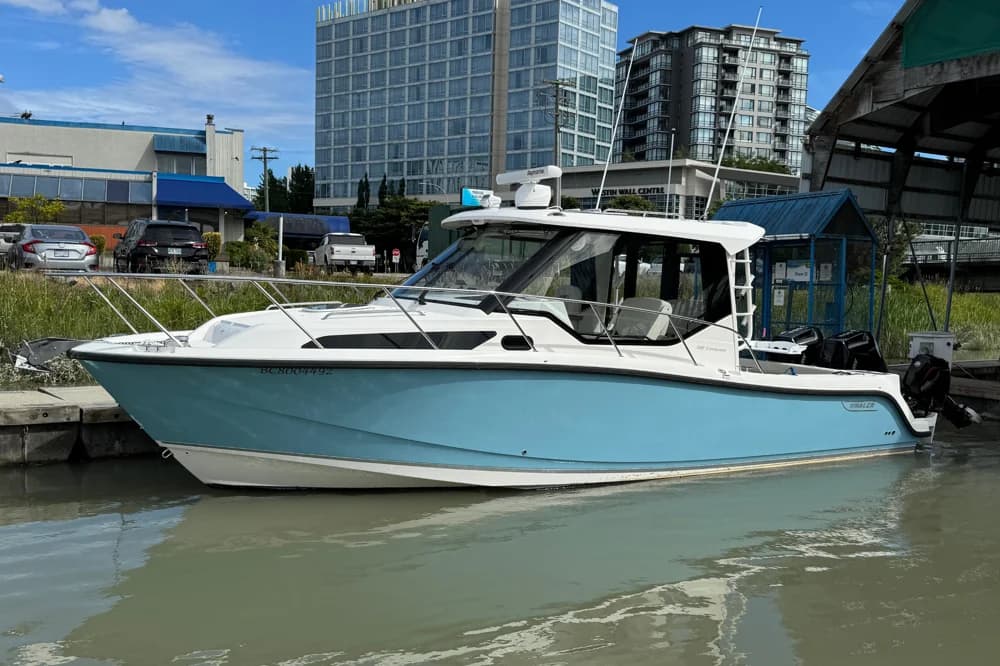 2022 Boston Whaler 325 Conquest Pilothouse | 32.3 ft