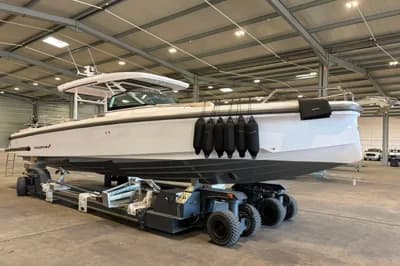 2025 Axopar 37 Sun-Top | 38.1 ft 2
