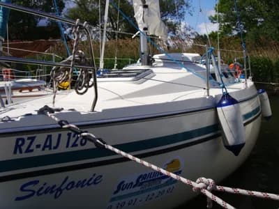 Interyacht West Pegaz 737 2