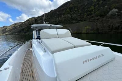 Nimbus Tender 12 2