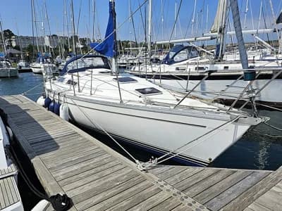 1987 Jeanneau Sun Rise 34 Boat for Sale in Bangor 2