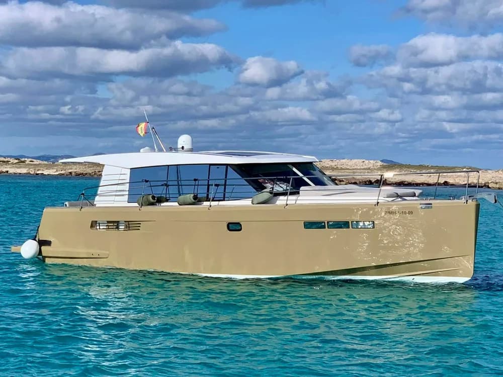 2008 Fjord 40' Cruiser | 39ft