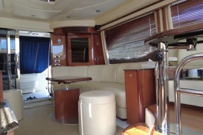 2007 Sea Ray 52 Sedan Bridge 3