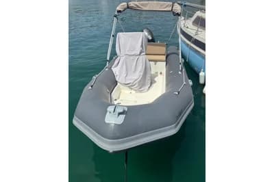 1997 Zodiac Yachtline 500 RL 2