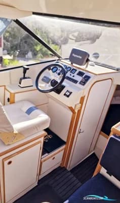 Coronet 280 Fly 3