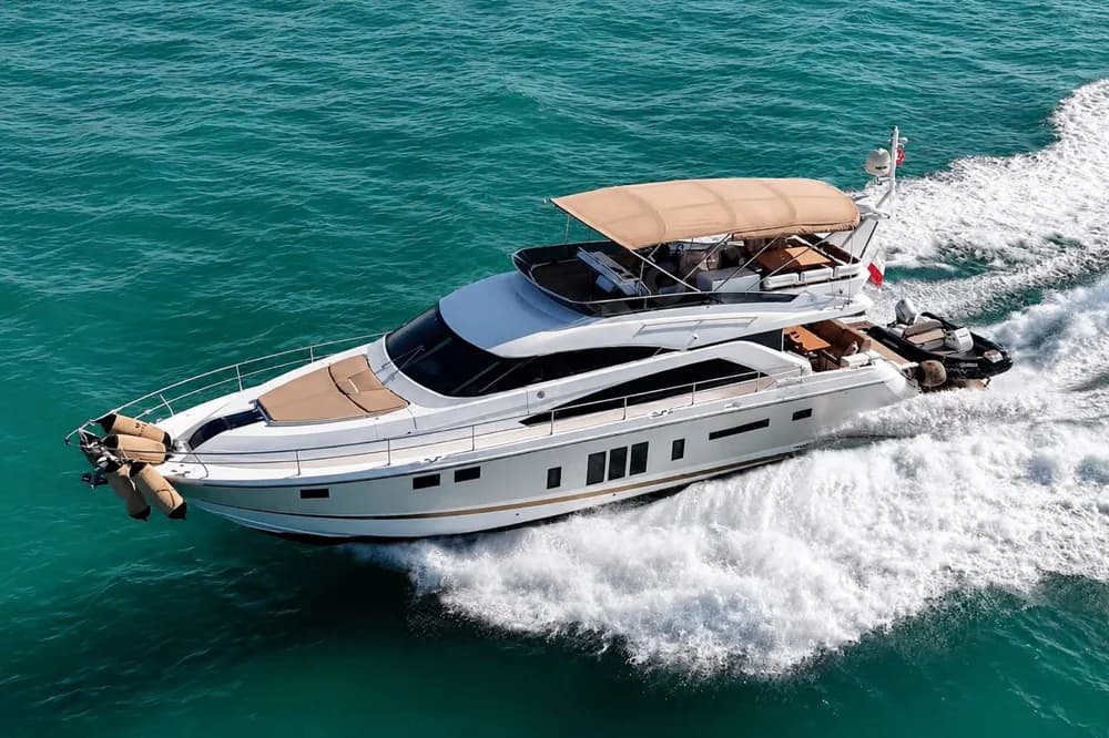 2015 Fairline Squadron 60 | 19m