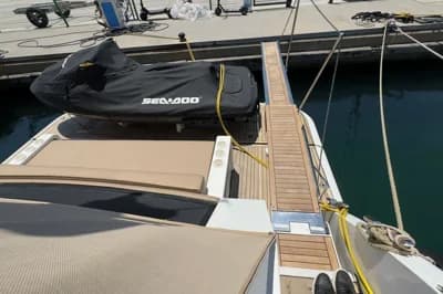 2015 Fairline Squadron 60 | 19m 3