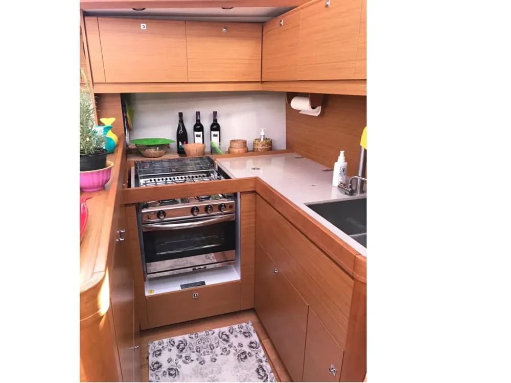 2018 Dufour 520 Grand Large Boat for Sale in Cecina