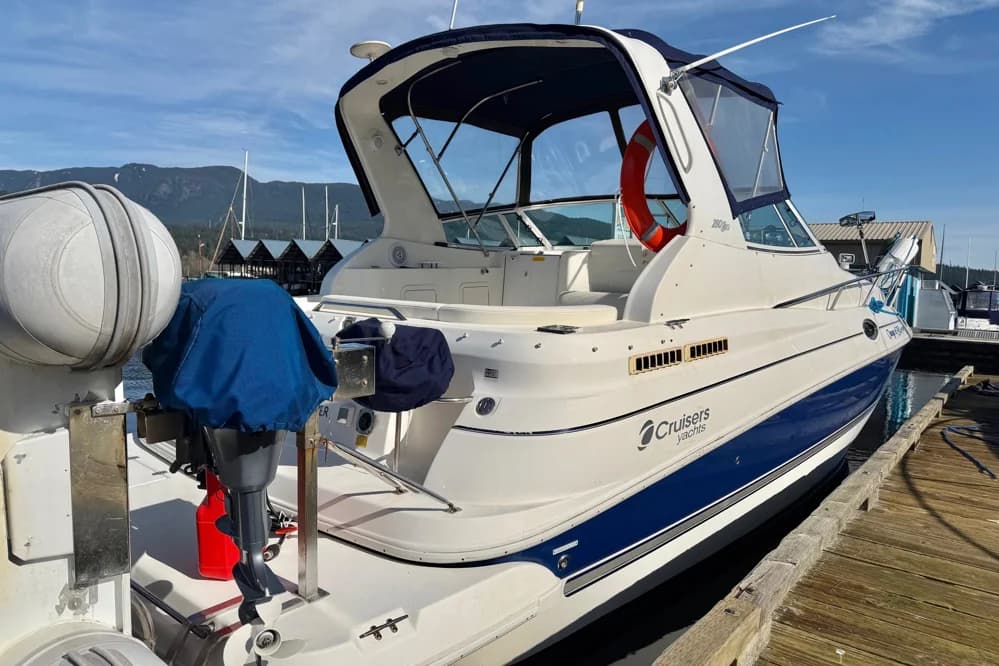 2005 Cruisers Yachts 280 CXi Express | 28 ft
