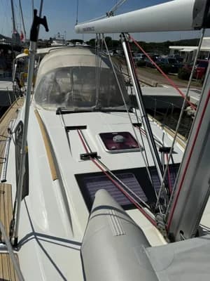 2010 Beneteau Oceanis 43 Family | 13m 5