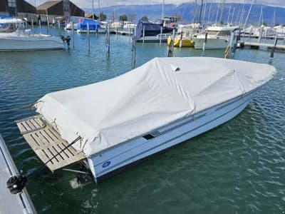 Century Ultra 2 - Mercruiser 454 Magnum 3
