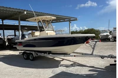 2025 Scout 215 XSF | 7m 2