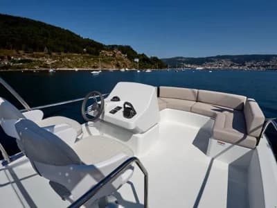 Rodman 1090 Evolution Flybridge 3