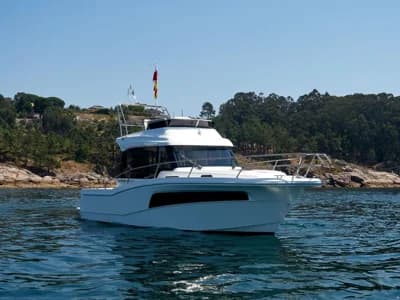 Rodman 1090 Evolution Flybridge 5