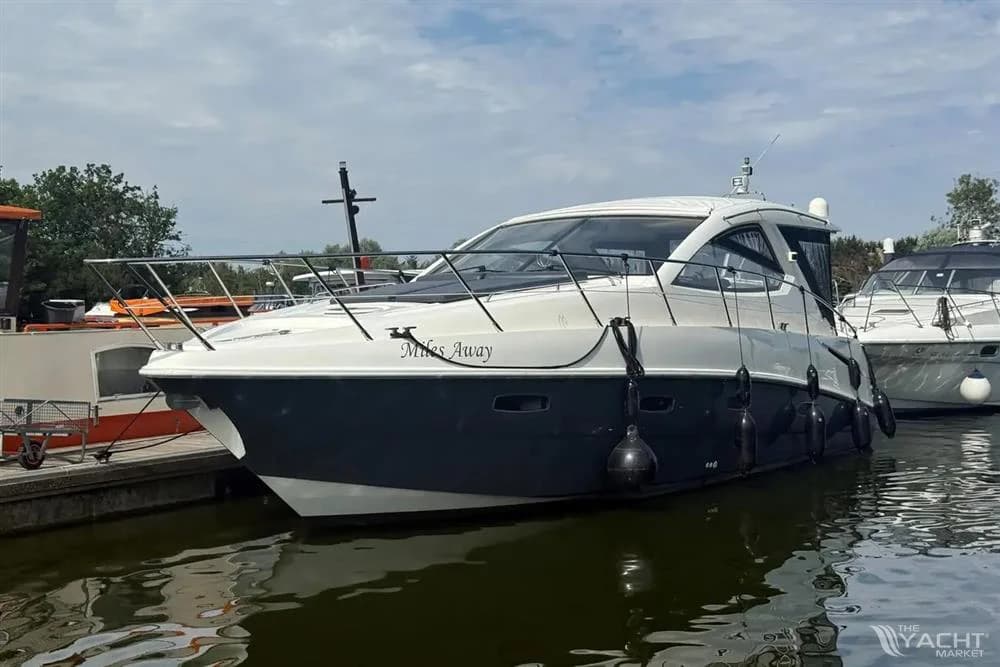 Sealine SC38