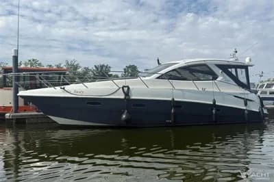 Sealine SC38 2