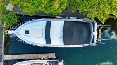 Neptunus 138 / 46 Flybridge Sedan 2