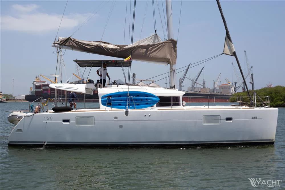 Lagoon 450 F