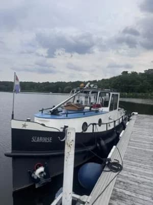 Muiden/NL Schlepper 2