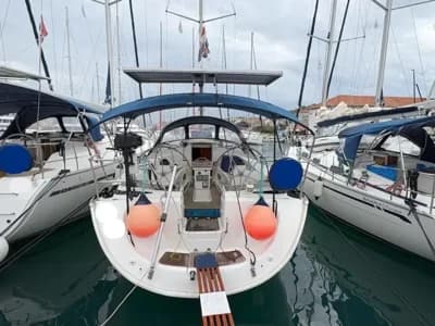 2005 Bavaria 42 Cruiser Boat for Sale in Sukošan 2