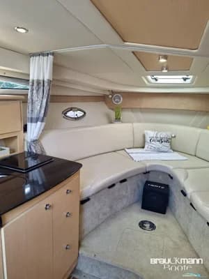 Bayliner 335 3