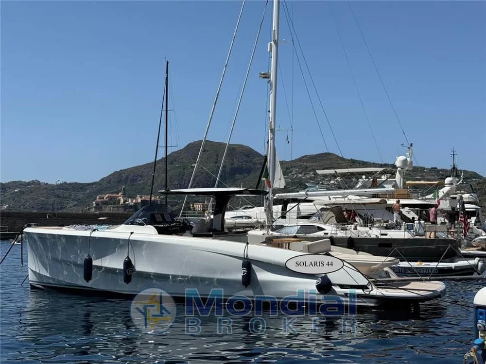 PERFORMANCE BOAT - SOLARIS POWER 44 OPEN